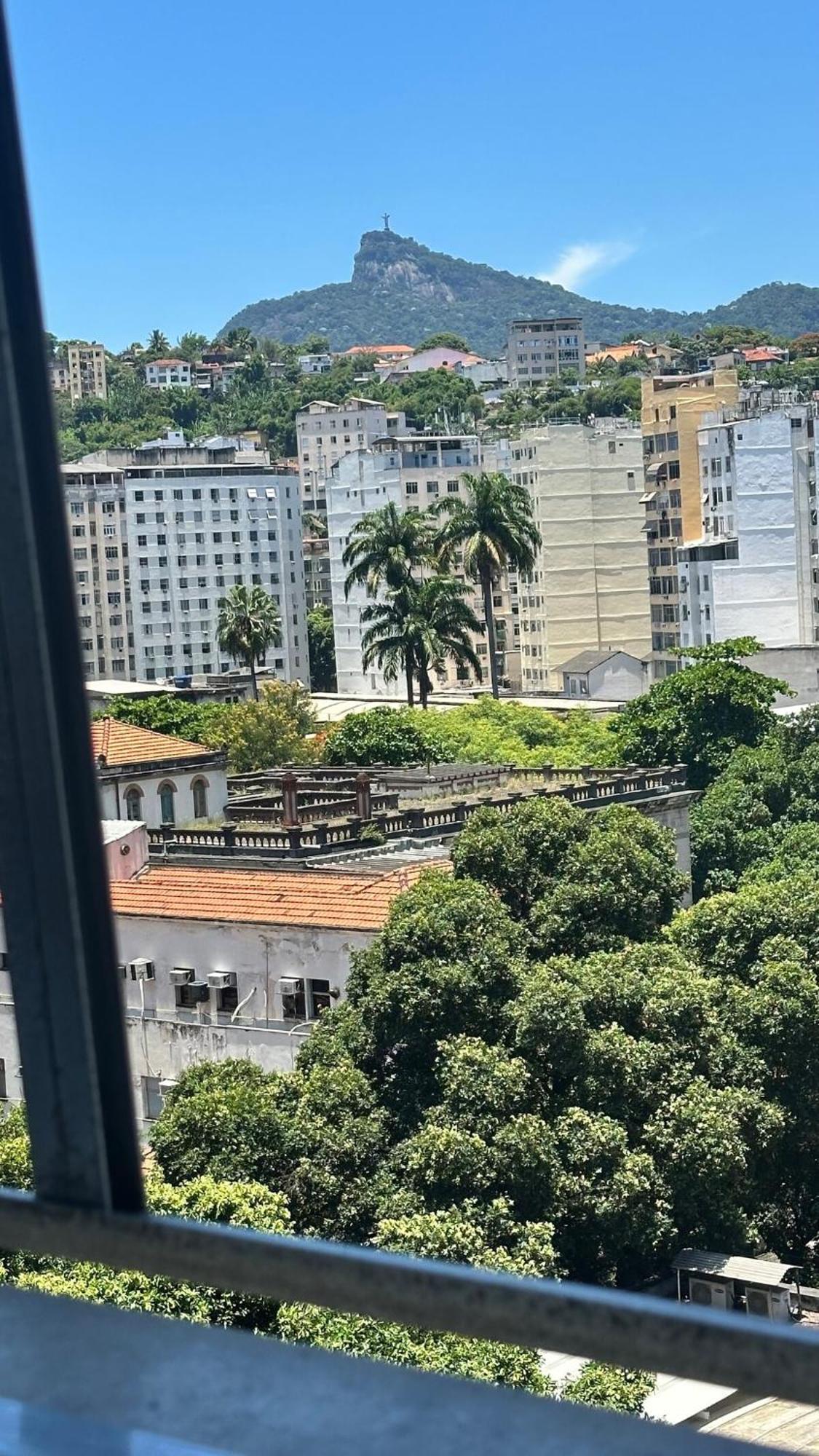 Apartamento Ape Completo, No Coracao Da Lapa! *